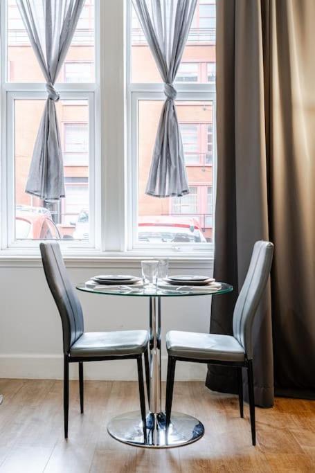 Appartement Stunning Ground Floor Flat In Southside. à Glasgow Extérieur photo